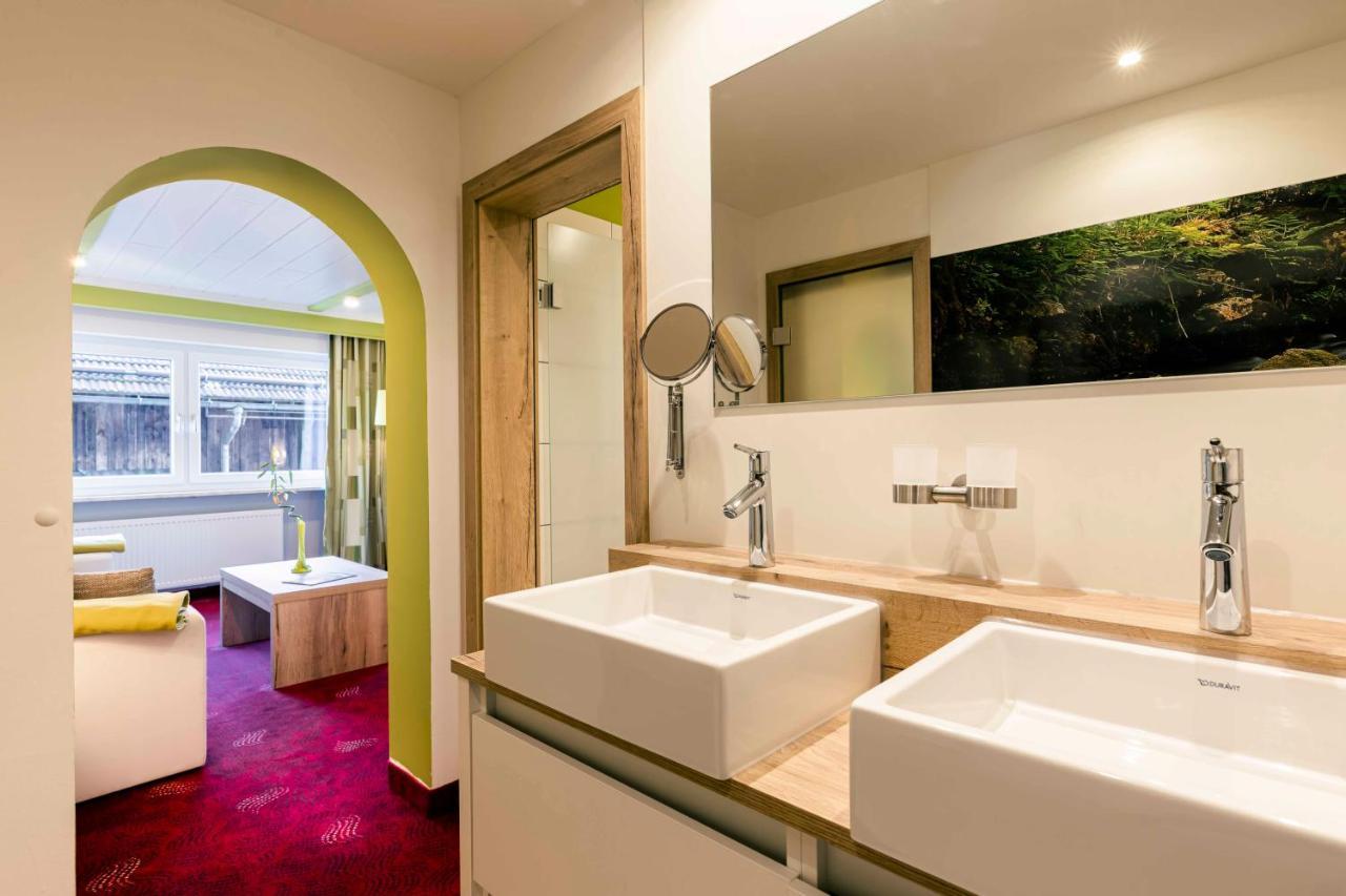 Landhotel Gruenwies -Bonsai-Wellness Garni (Adults Only) Lohberg Exterior photo